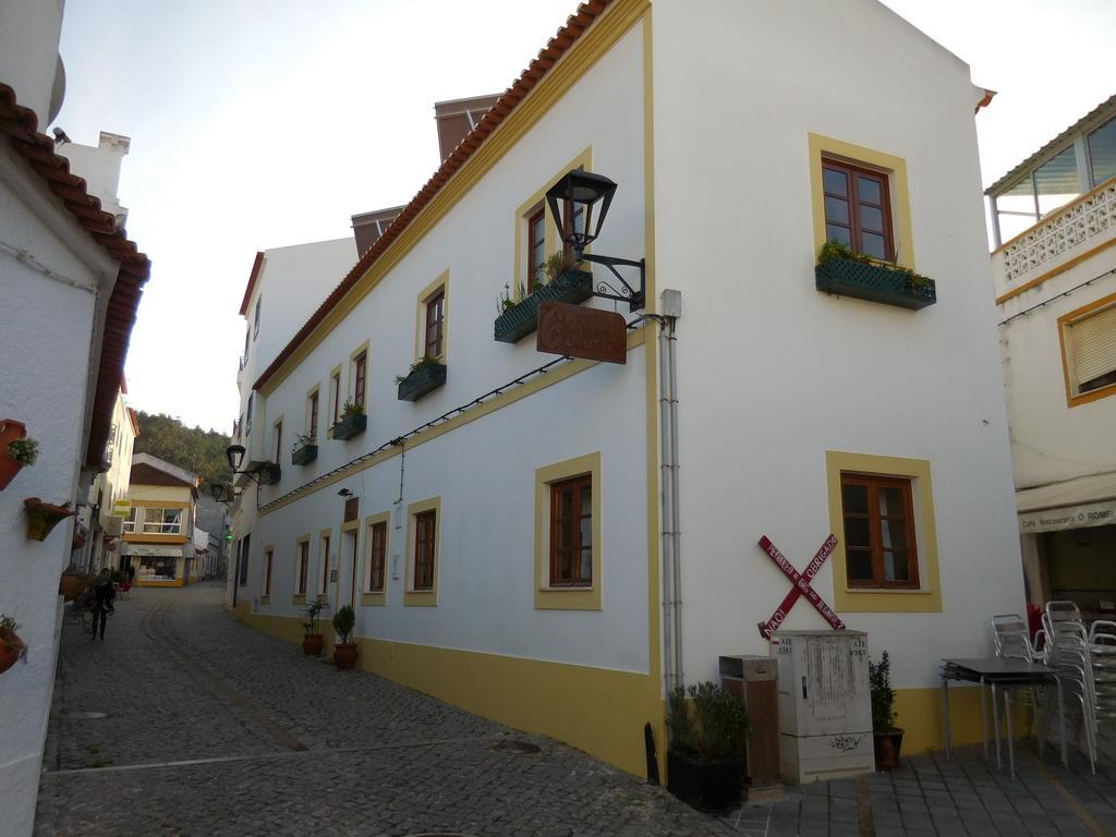 Casa de Hóspedes Celeste by Portugalferias Odeceixe Exterior foto